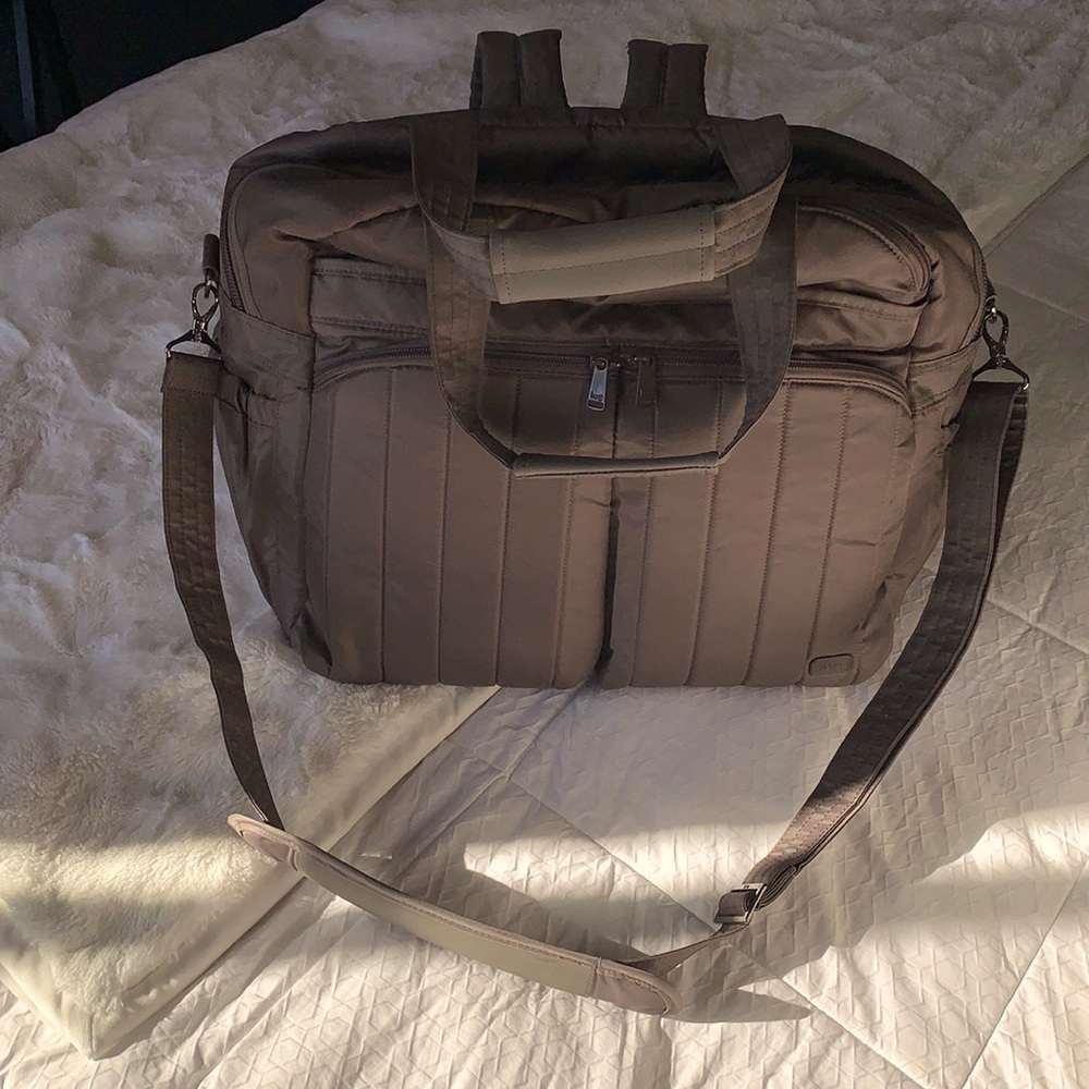 Lug convertible over night bag w/RFID boxer